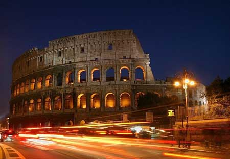 Explore the city with us and learn about Rome narrated from a Roman